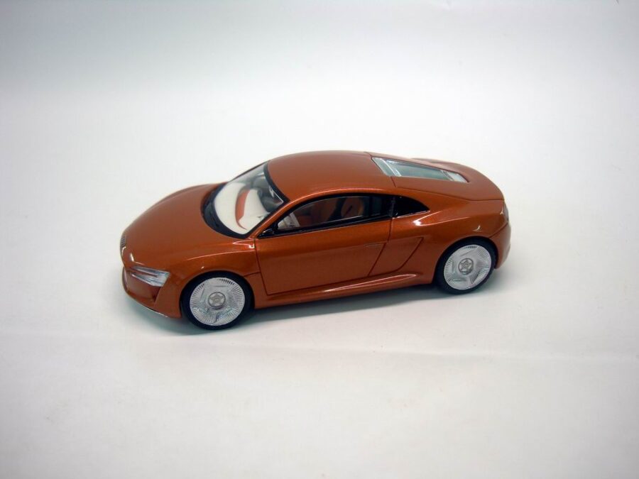 Audi F9 Concept Car 1:43