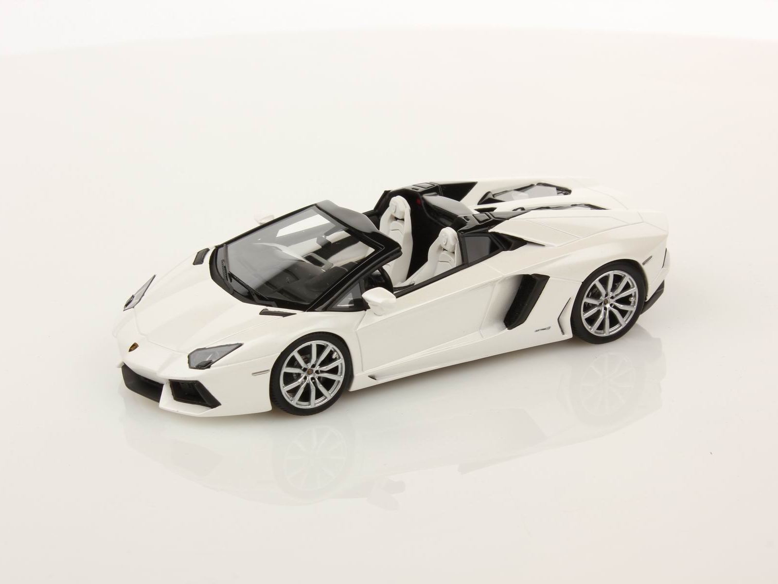 Lamborghini Aventador LP700-4 Roadster 1:43 - Looksmart Models