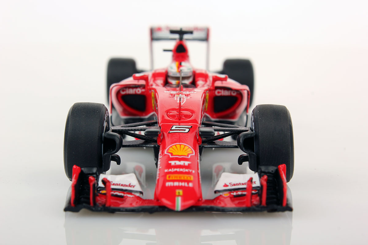 Ferrari SF15-T Sebastian Vettel Belgium 2015 900 GP 1:43 - Looksmart Models