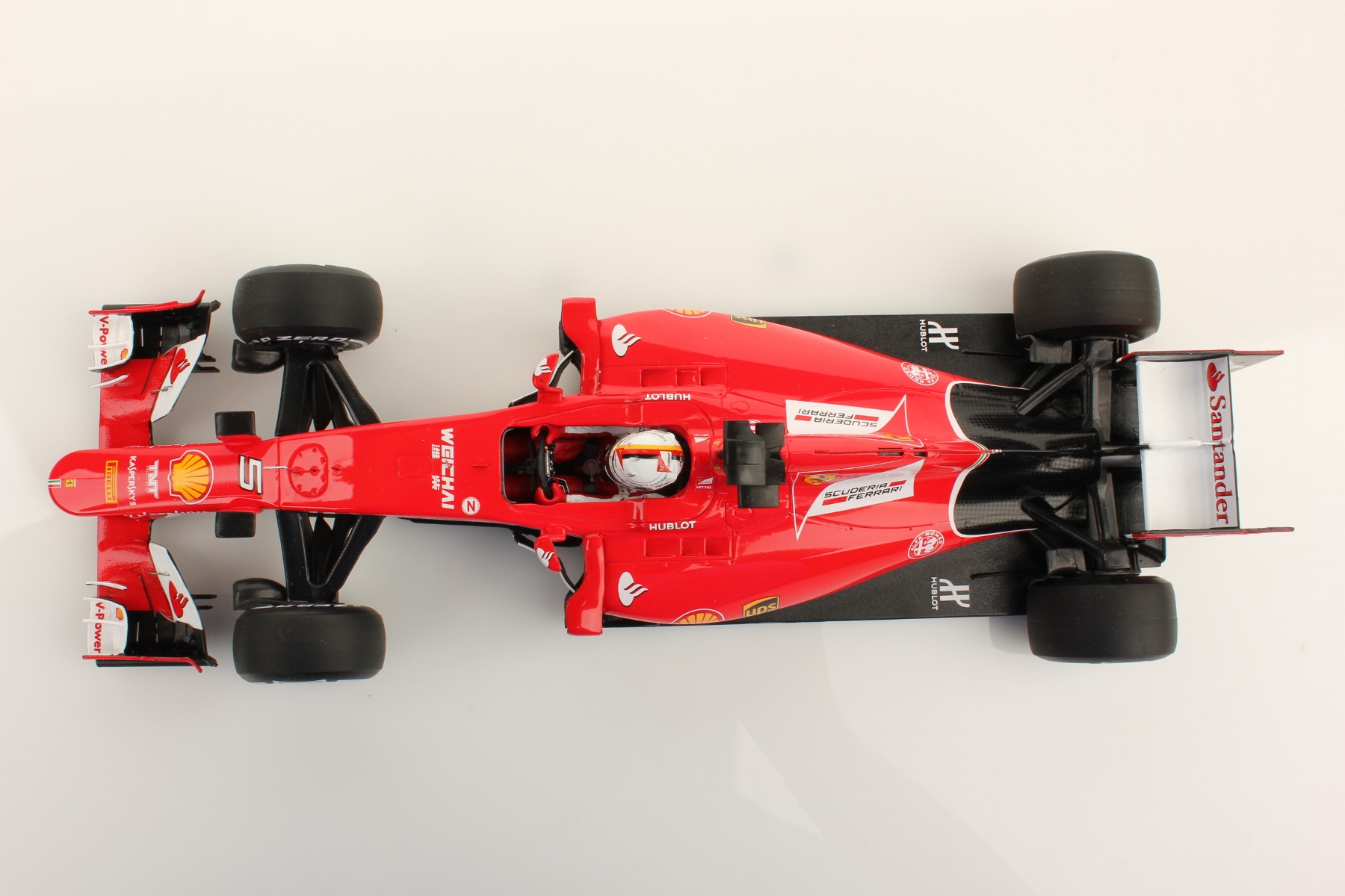 Ferrari SF15-T Vettel Malaysia 2015 1:18 - Looksmart Models