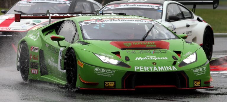 The Lamborghini GT3 are ready for the track and to win over collectors in 1:18 scale