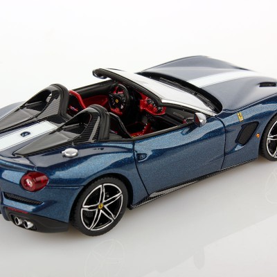 Ferrari F60 America 1:43 - Looksmart Models