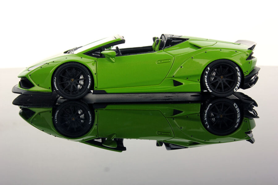 Lamborghini Huracan Aftermarket Spyder 1:43