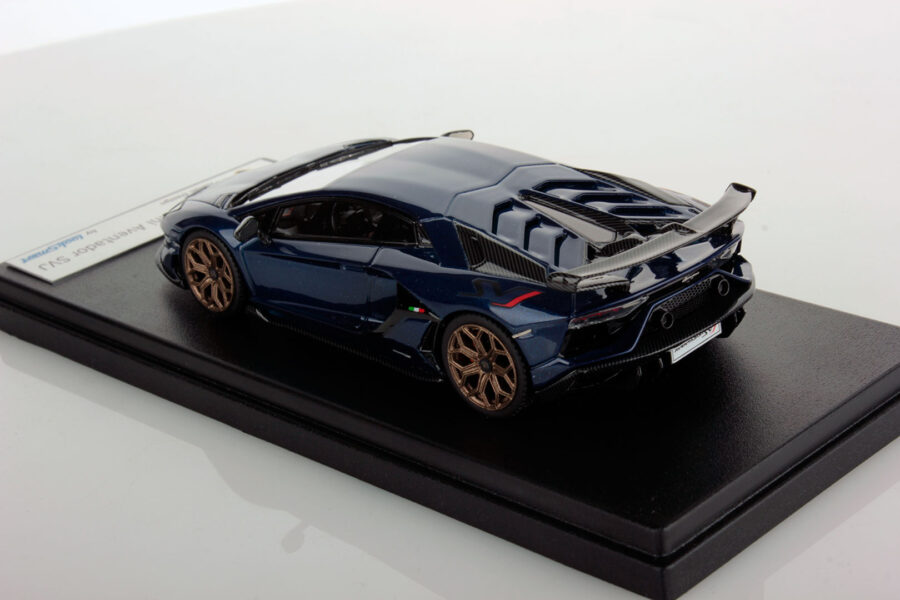 Lamborghini Aventador SVJ Blu Sideris 1:43