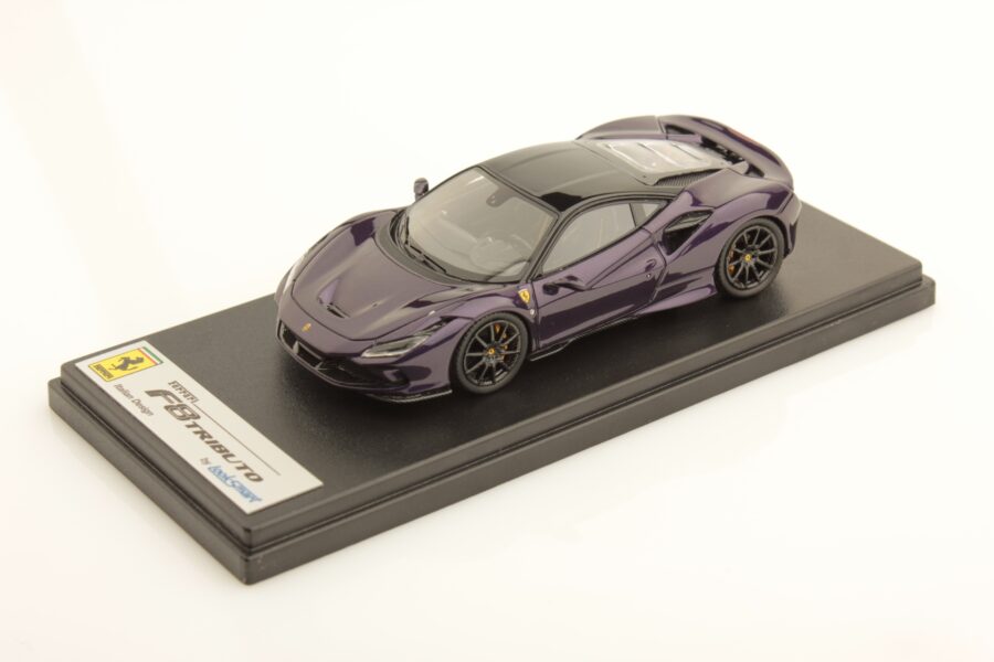 Ferrari F8 Tributo 1:43